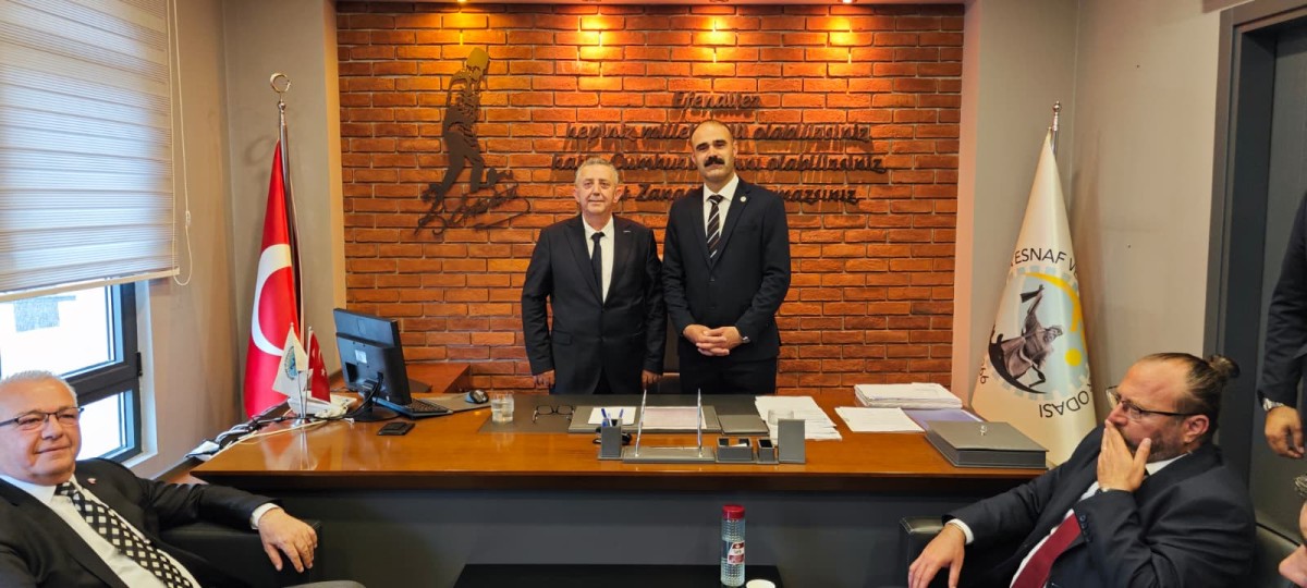 Urla Esnaf ve Sanatkârlar Odası’nda devir teslim gerçekleşti